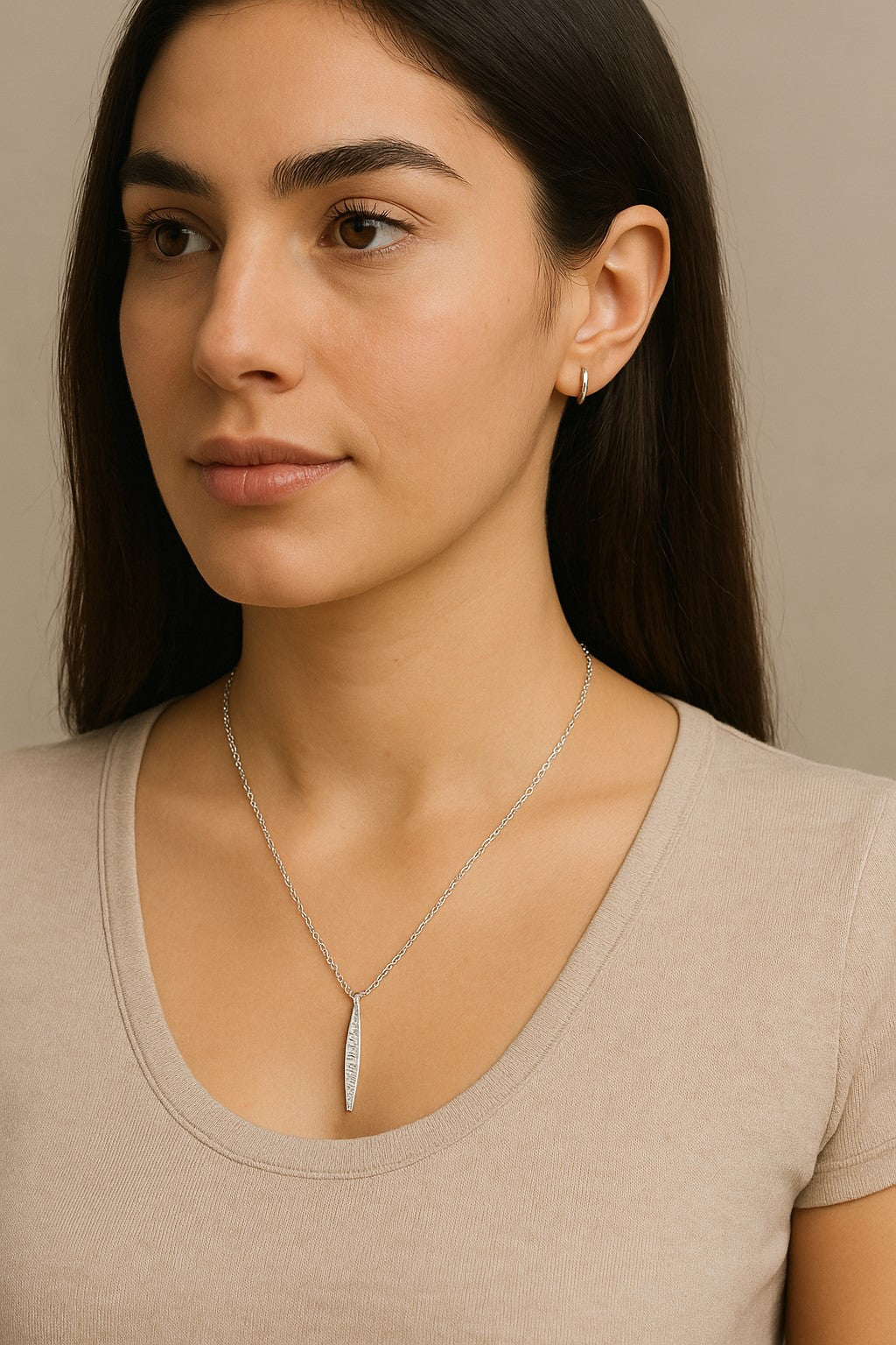 Mia Necklace
